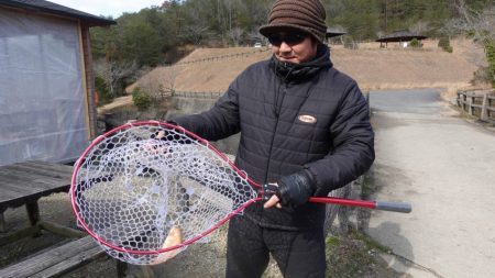 フィッシングレイクたかみや 釣果