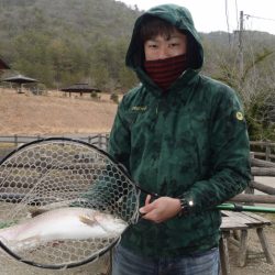 フィッシングレイクたかみや 釣果