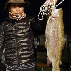 としまえんフィッシングエリア 釣果