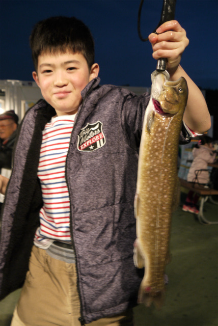 としまえんフィッシングエリア 釣果