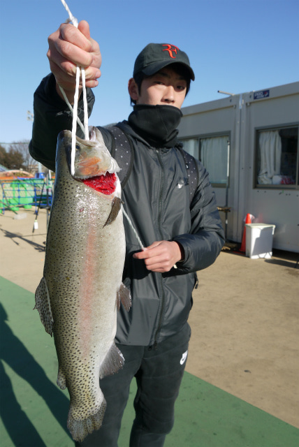 としまえんフィッシングエリア 釣果