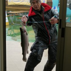 としまえんフィッシングエリア 釣果