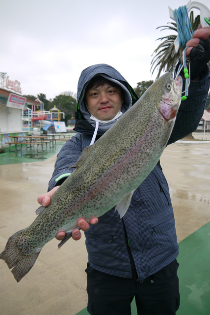 としまえんフィッシングエリア 釣果