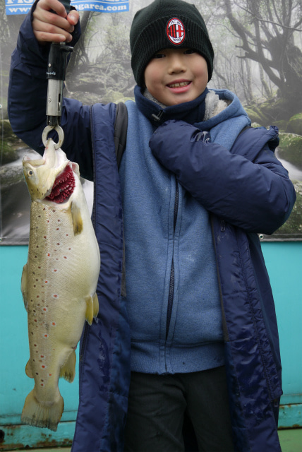 としまえんフィッシングエリア 釣果