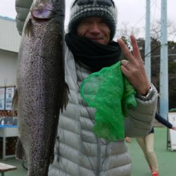 としまえんフィッシングエリア 釣果