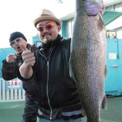 としまえんフィッシングエリア 釣果