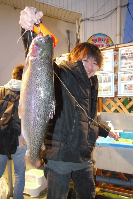 としまえんフィッシングエリア 釣果