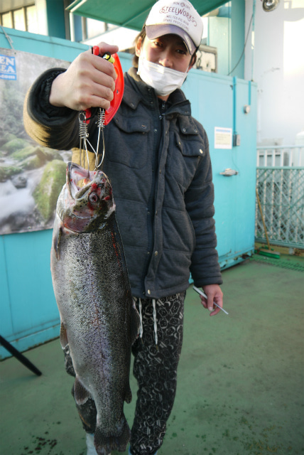 としまえんフィッシングエリア 釣果