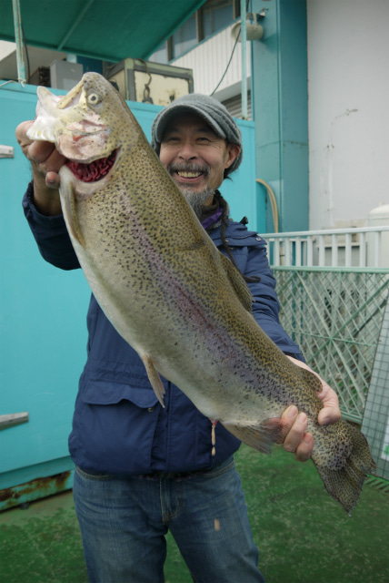 としまえんフィッシングエリア 釣果