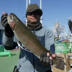 としまえんフィッシングエリア 釣果