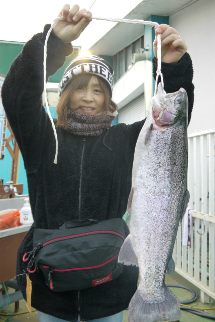 としまえんフィッシングエリア 釣果