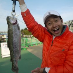 としまえんフィッシングエリア 釣果