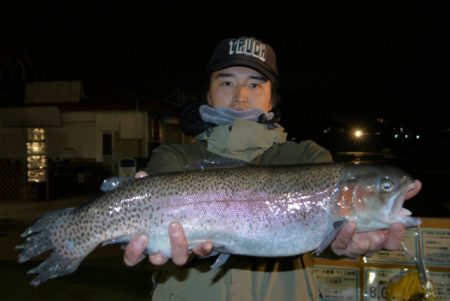 としまえんフィッシングエリア 釣果