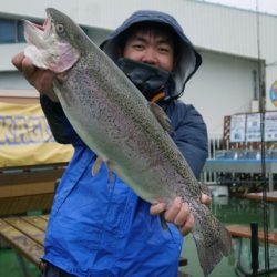 としまえんフィッシングエリア 釣果
