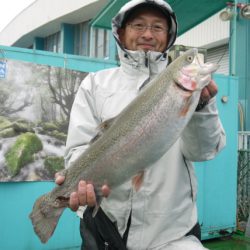 としまえんフィッシングエリア 釣果