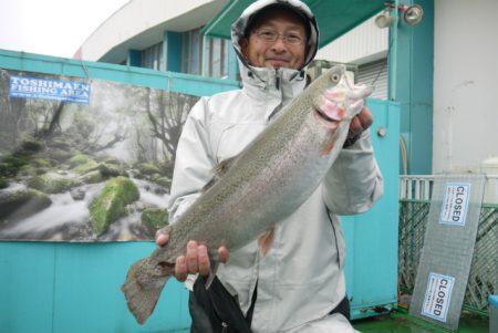 としまえんフィッシングエリア 釣果