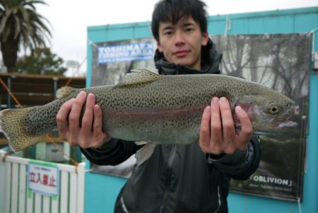 としまえんフィッシングエリア 釣果