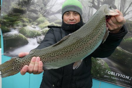 としまえんフィッシングエリア 釣果