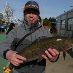 としまえんフィッシングエリア 釣果