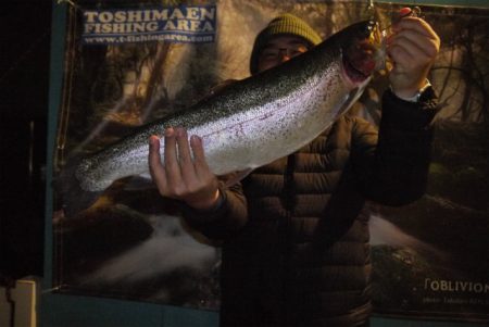 としまえんフィッシングエリア 釣果