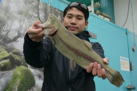 としまえんフィッシングエリア 釣果