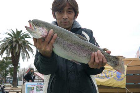 としまえんフィッシングエリア 釣果