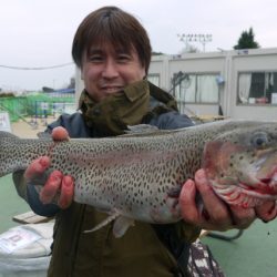 としまえんフィッシングエリア 釣果