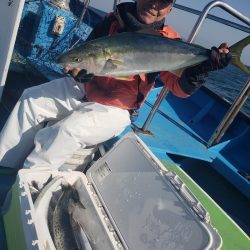 丸万釣船 釣果