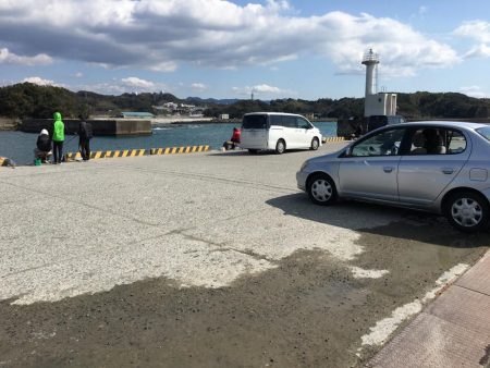 釣り客多いが釣果は今一つ