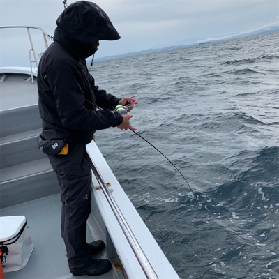 田辺市の太郎丸さんで中深海ジギング