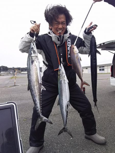 3/25ジギング釣り果・サワラ・カンパチ