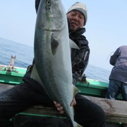 真祐丸 （しんゆうまる） 釣果