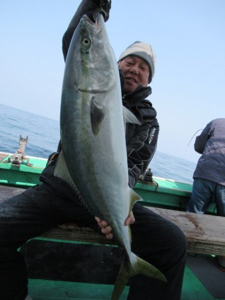 真祐丸 （しんゆうまる） 釣果