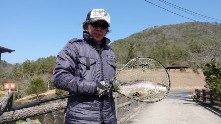 フィッシングレイクたかみや 釣果