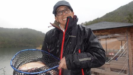 フィッシングレイクたかみや 釣果