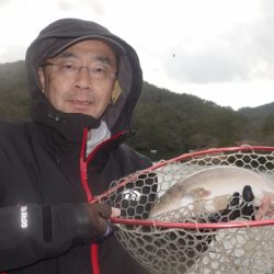 フィッシングレイクたかみや 釣果