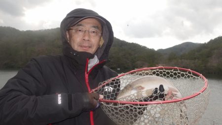 フィッシングレイクたかみや 釣果
