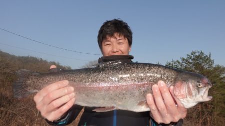 フィッシングレイクたかみや 釣果