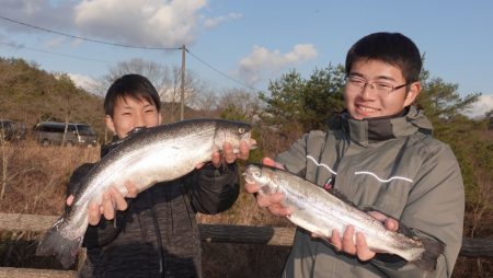 フィッシングレイクたかみや 釣果
