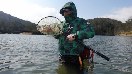 フィッシングレイクたかみや 釣果
