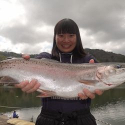 フィッシングレイクたかみや 釣果