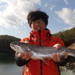 フィッシングレイクたかみや 釣果