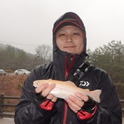 フィッシングレイクたかみや 釣果