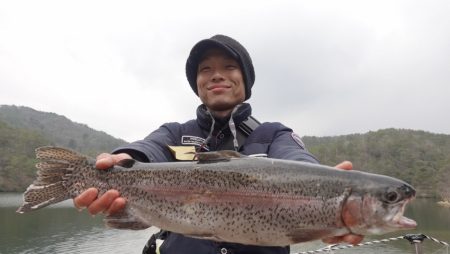 フィッシングレイクたかみや 釣果