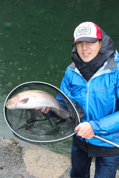 小菅トラウトガーデン 釣果