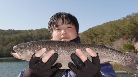 フィッシングレイクたかみや 釣果