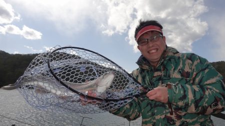 フィッシングレイクたかみや 釣果