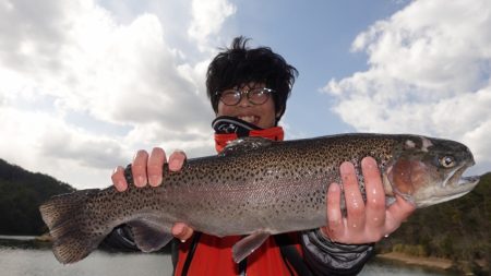 フィッシングレイクたかみや 釣果