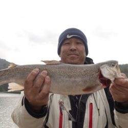 フィッシングレイクたかみや 釣果
