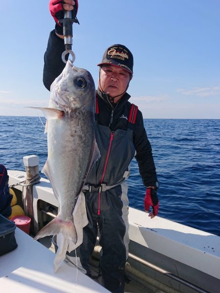 エンペラー 釣果